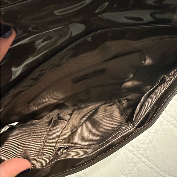 HAROLD’S VINTAGE Y2K PATENT BROWN BAGUETTE PURSE WITH LARGE BUCKLE 👜 - Picture 8 of 8